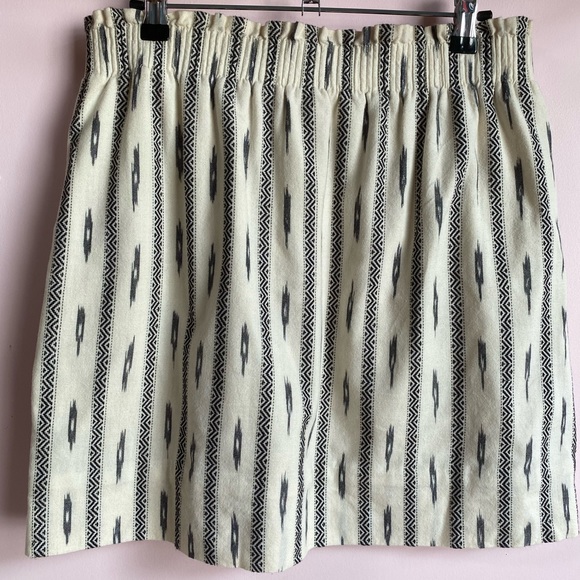 J.Crew Mini Pattern Skirt, Size 8 - Picture 3 of 4